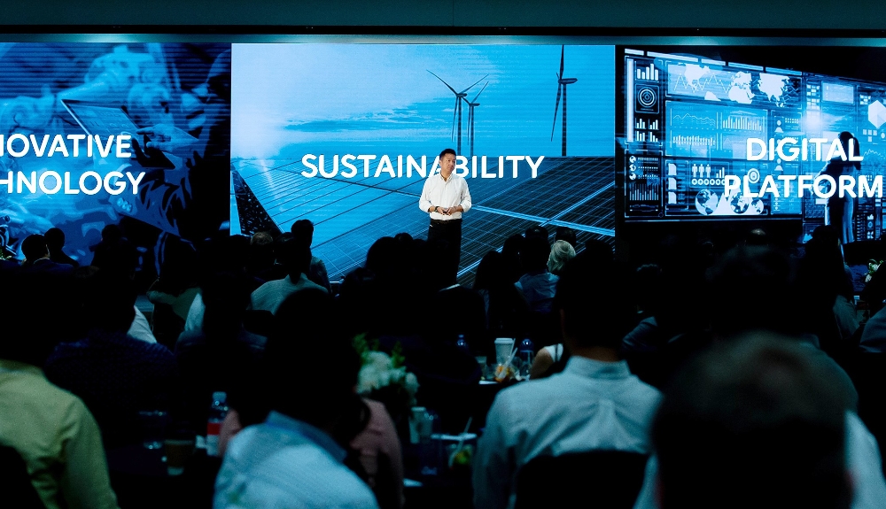 18일(미국현지시간) 美 LA에서 열린 CJ글로벌데이에서 CJ그룹을 소개하고 있는 CJ주식회사 마케팅실 경욱호 부사장. /사진제공=CJ