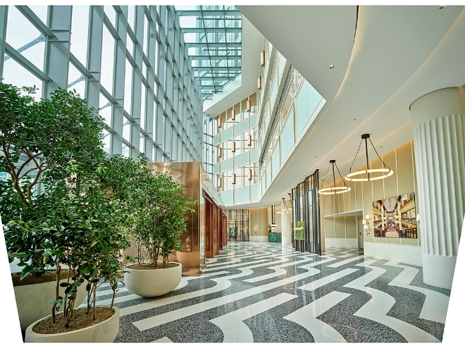 그랜드 조선 부산 로비. / 사진 = 신세계조선호텔