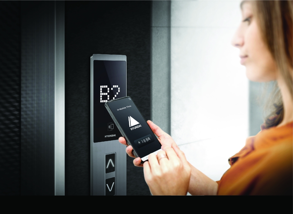 현대엘리베이터가 비대면으로 엘리베이터를 호출하는 신제품'넥스'를 출시한다. 사진=현대엘리베이터