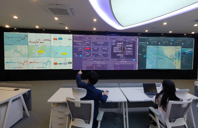 대우조선해양은 시흥 R&D캠퍼스 내에 위치한 DS4(DSME Smartship Solutions) 육상관제센터를 본격 가동했다. 사진=대우조선해양.