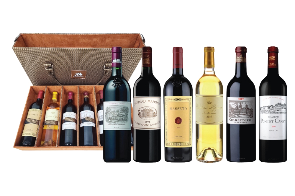 GS25가 추석선물세트로 준비한 초고가 프리미엄 와인세트/사진제공=GS리테일