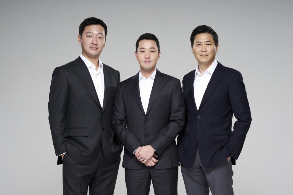 (왼쪽부터) 홍주열 테이스티나인 대표이사, 정중교, 박재연 프레시지 공동대표