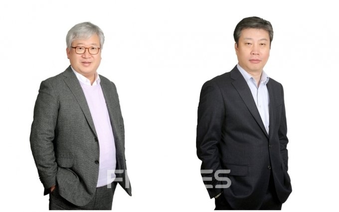 김충호 리딩투자증권 대표이사 총괄 부회장(왼쪽)과 최규원 리딩투자증권 대표이사 사장./사진=리딩투자증권
