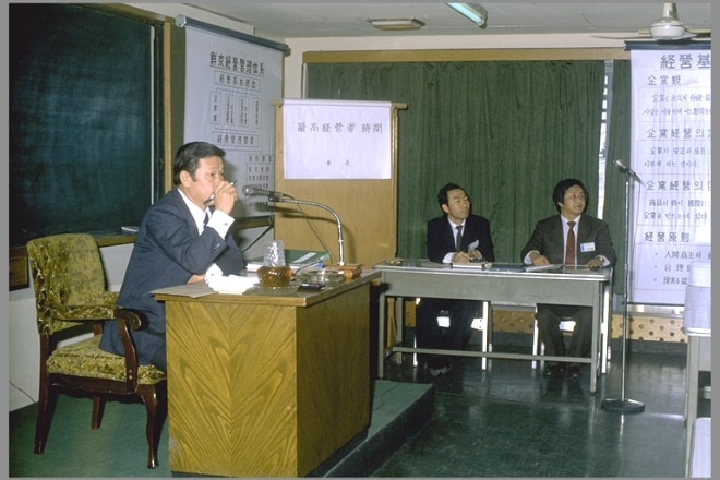 서거 24주기인 26일 고 최종현 SK 선대회장의 경영 행보가 다시 주목받고 있다. 사진=SK그룹.