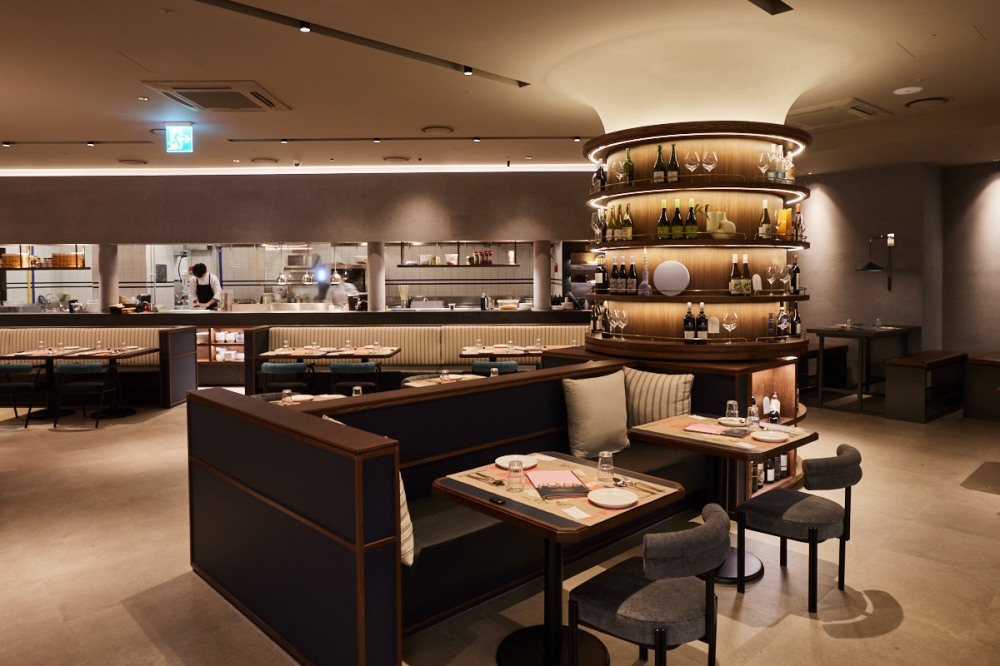 CJ푸드빌 여의도 IFC점. 기존 매장 대비 약 70% 이상 좌석 규모를 늘려 확장 리뉴얼했다./사진제공=CJ푸드빌