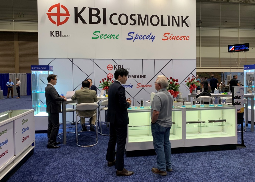 KBI코스모링크를 주축으로 KBI그룹 계열사들이 해외 MV(고압)케이블 시장을 공략하기 위해 지난해 열린 ‘국제 송배전 전시회’에 참가했다./사진제공=KBI그룹