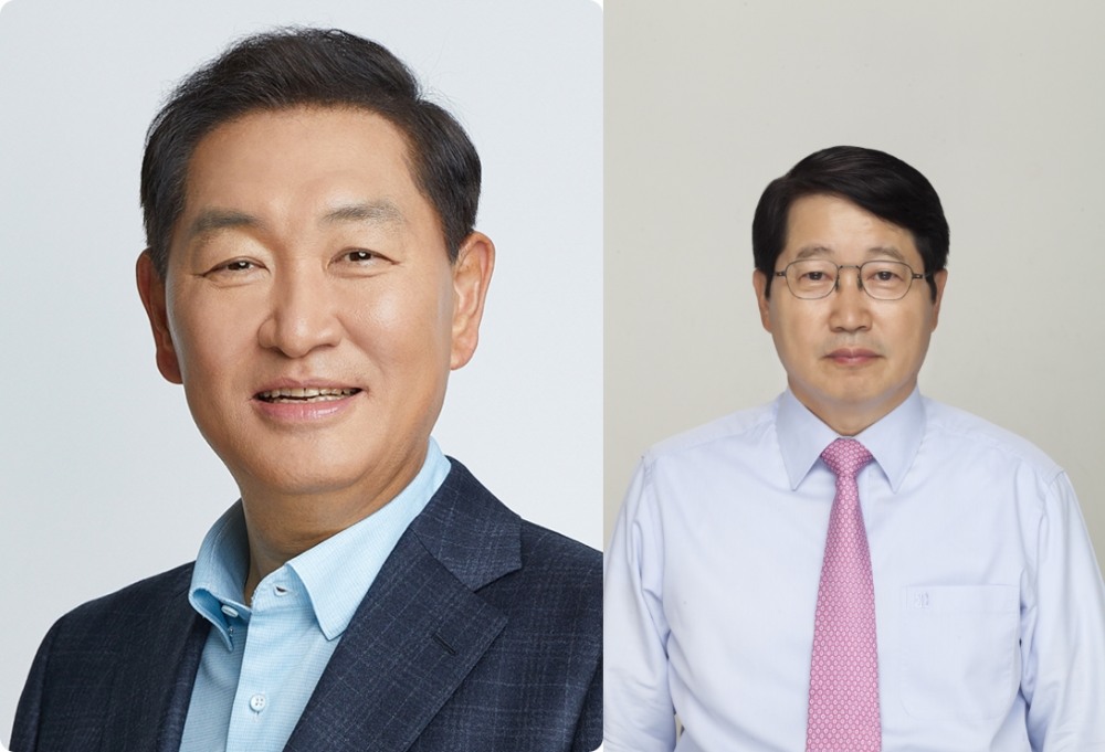 한종희 삼성전자 대표이사 부회장(왼쪽)과 협성회장 김영재 대덕전자 대표이사(오른쪽). 사진=삼성전자