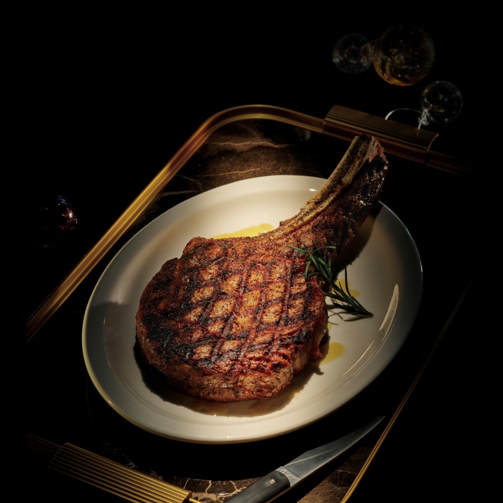 아웃백 시그니처 메뉴 ‘토마호크 스테이크’ 이미지./ 사진 = bhc그룹