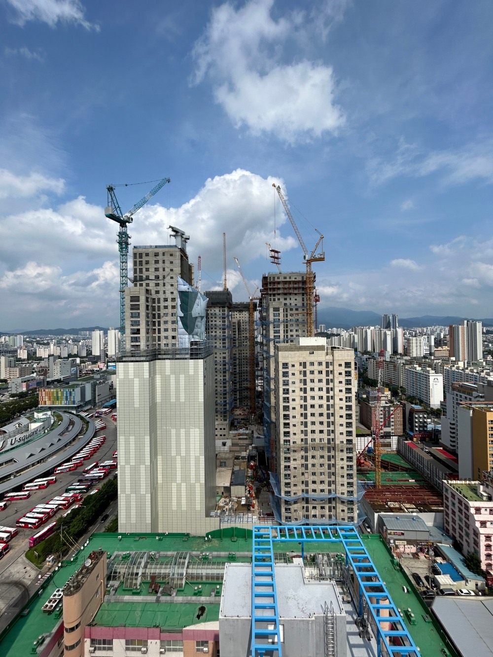 해체를 앞둔 광주 화정 아이파크 전경 / 사진제공=HDC현대산업개발