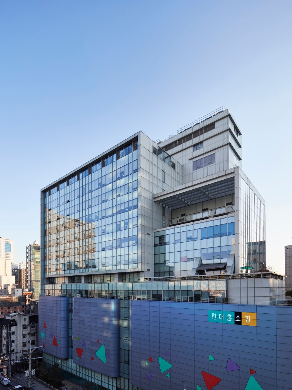 현대홈쇼핑이 올해 3분기 부진한 성적표를 받아들었다. /사진제공=현대홈쇼핑