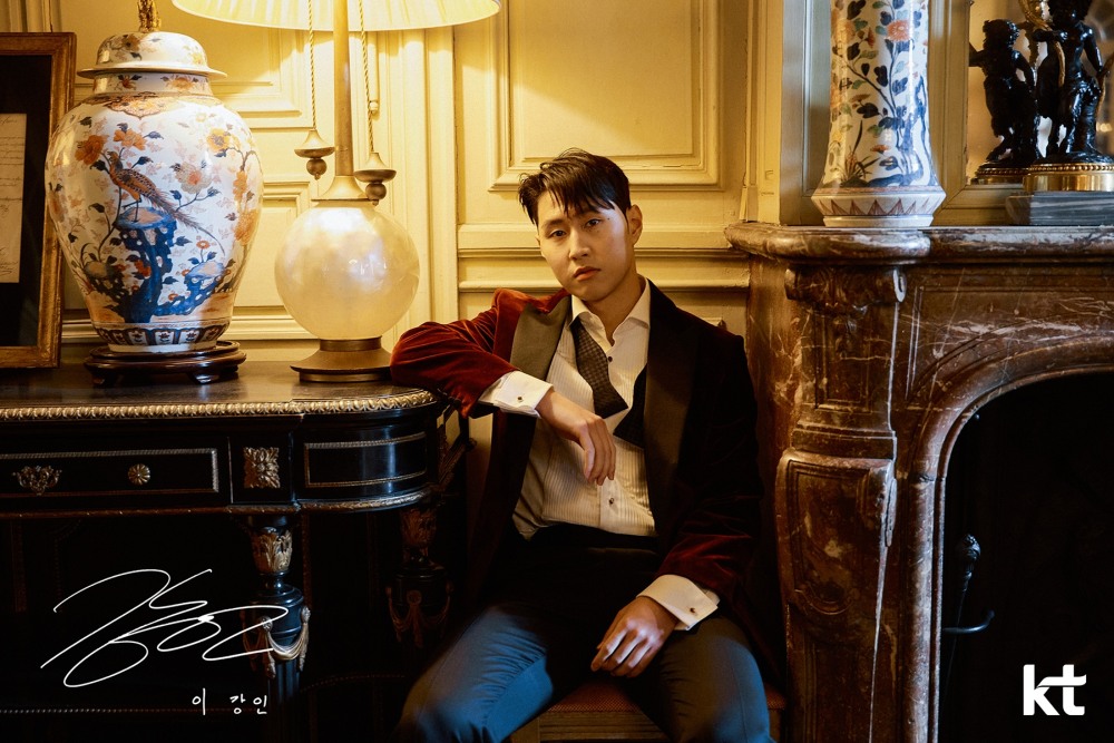 KT가 대한민국 축구 국가대표 이강인 선수와 후원을 재계약했다. / 사진제공=KT