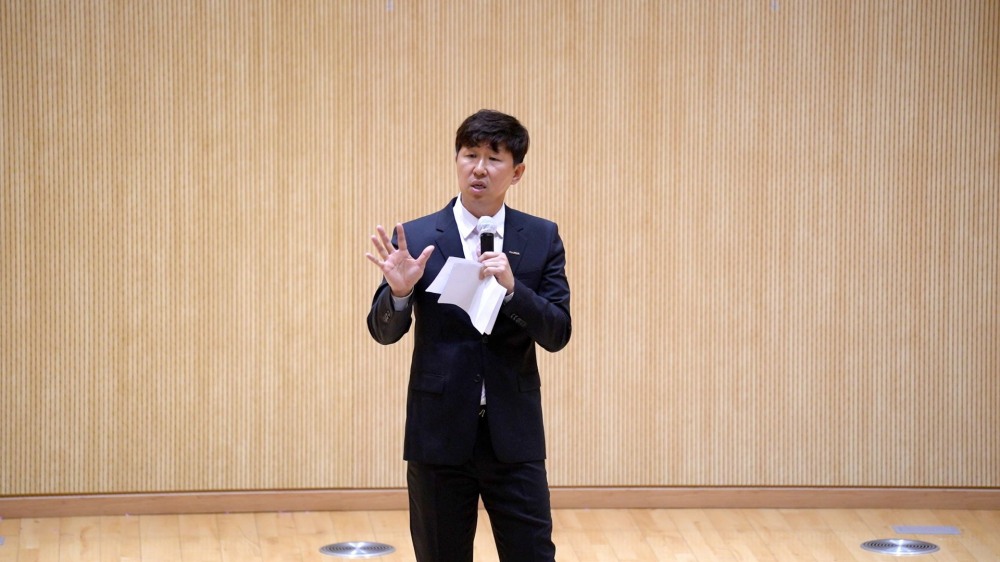 한승표 굿리치 대표가 DB생명 인재개발원에서 열린 워크숍에서 강연을 하고 있다.(2024.04.17.)./사진제공=굿리치