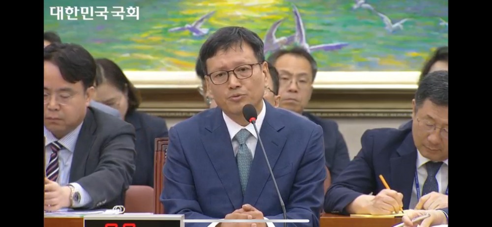 구영배 큐텐 그룹 대표가 정무위 현안질의에 출석했다. /사진=인터넷의사중계시스템