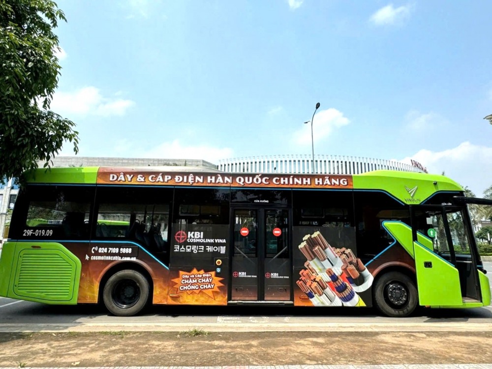 KBI코스모링크 비나 버스 광고./사진제공=KBI그룹