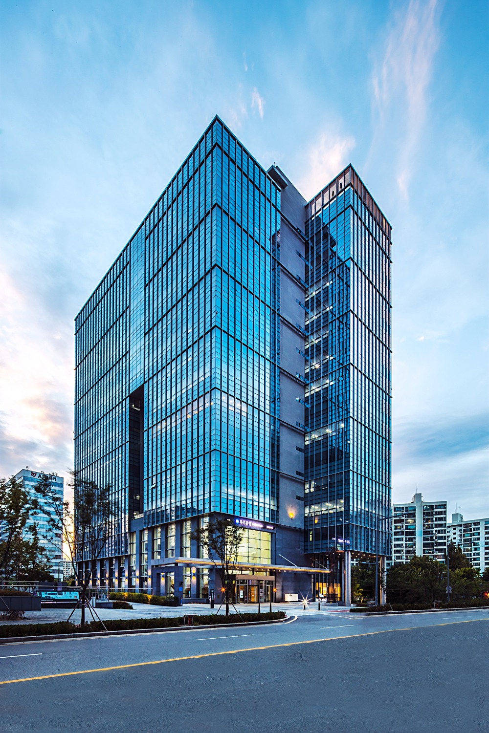 소노인터내셔널이 에어프레미아 투자에 나선다. 사진은 소노타워. /사진제공=대명소노그룹