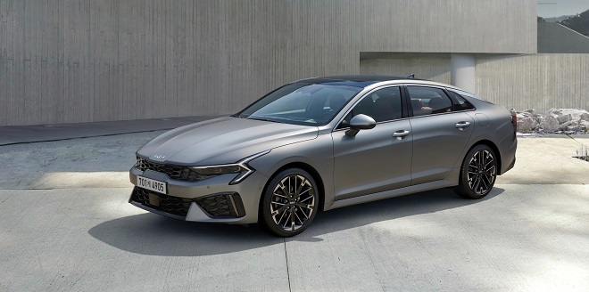 기아 '더 2025 K5' 출시...가성비 '스마트 셀렉션' 추가