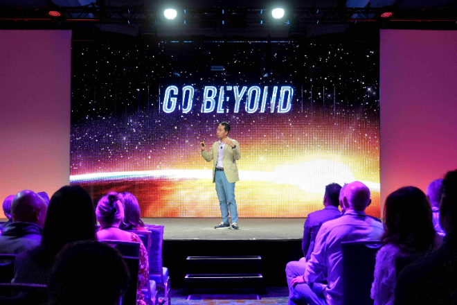 이동훈 SK바이오팜 사장이 지난 10~13일(현지시간) 미국 네바다주 라스베이거스에서 미국 내 영업 조직을 대상으로 한 '2025 내셔널 세일즈 미팅(National Sales Meeting)'에서 발표하고 있다. /사진제공=SK바이오팜