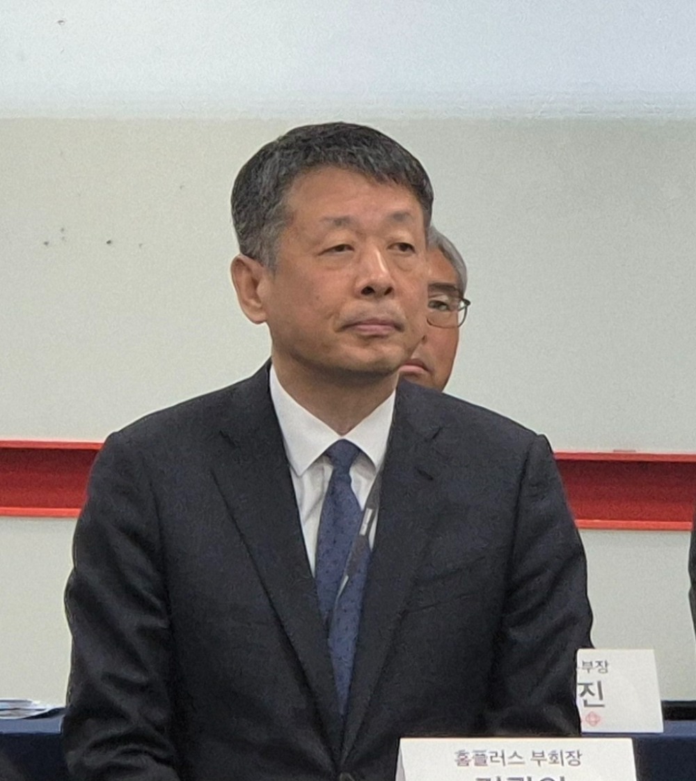 MBK 김광일, 고려아연 이사회 진입 시도에..."또 다른 홈플러스 찾나" 비판