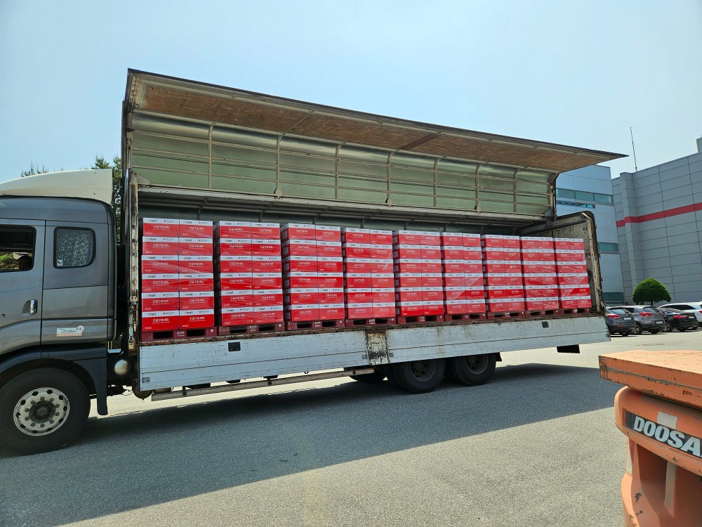 신세계그룹이 산불 피해복구 성금 5억원을 기탁했다. /사진제공=신세계그룹