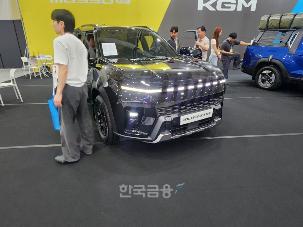 KG모빌리티가 EV 트렌드 코리아 2025에서 소개한 '무쏘EV'. / 사진=김재훈 기자