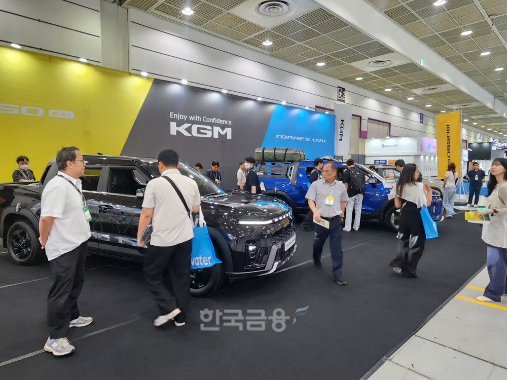 KGM, EV 트렌드 코리아 전시관 전경. / 사진=김재훈 기자