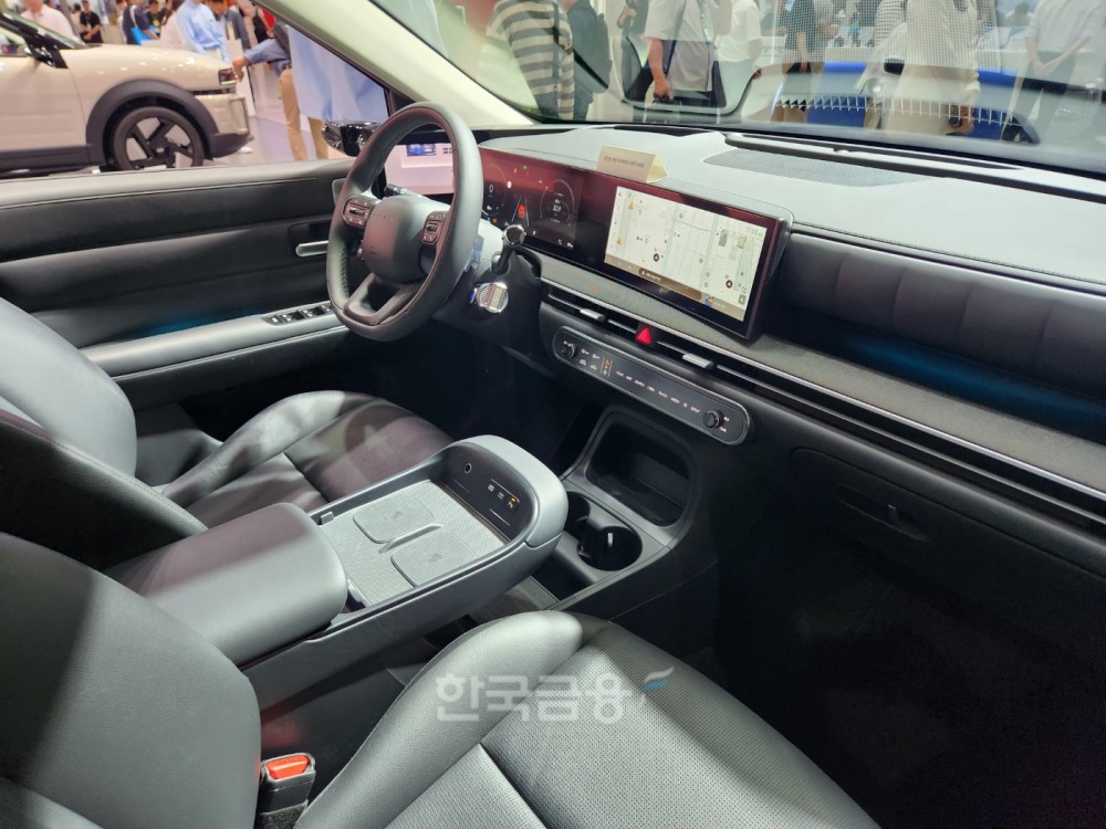 현대차 '디 올 뉴 넥쏘' 실내 디자인. / 사진=김재훈 기자