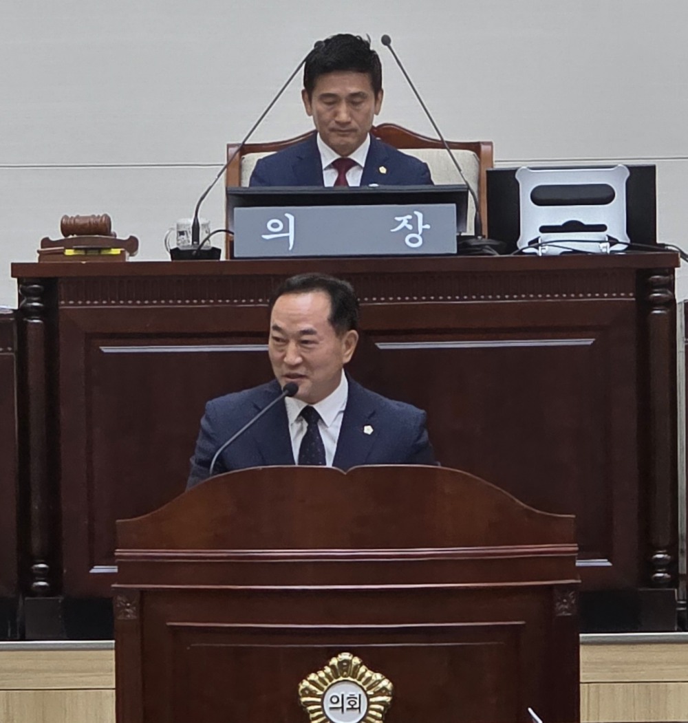 김송환 용산구의회 의원이 5분 자유발언을 펼치는 모습./사진=주현태 기자