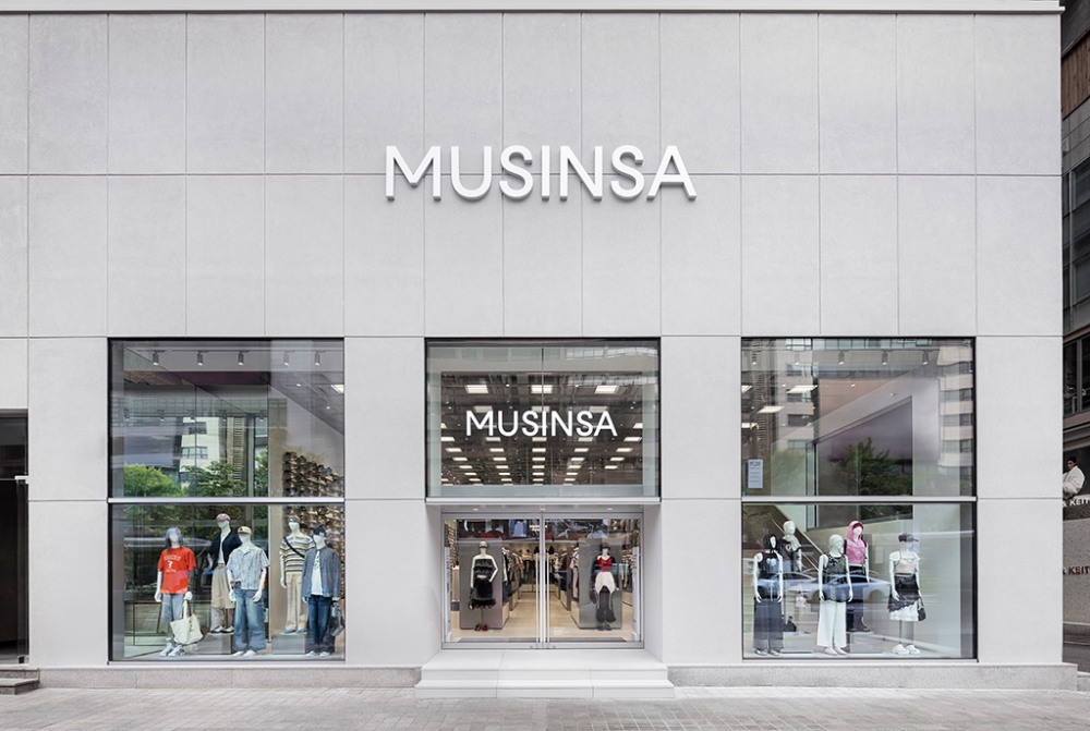 상장 ‘올인’ 무신사 “기술자 모셔라”…쿠팡과 일전불사