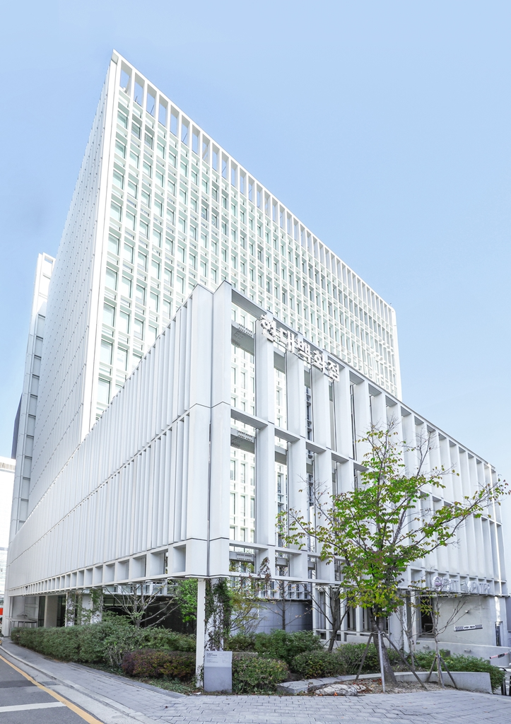 현대백화점그룹 본사 사옥 전경. /사진제공=현대백화점그룹