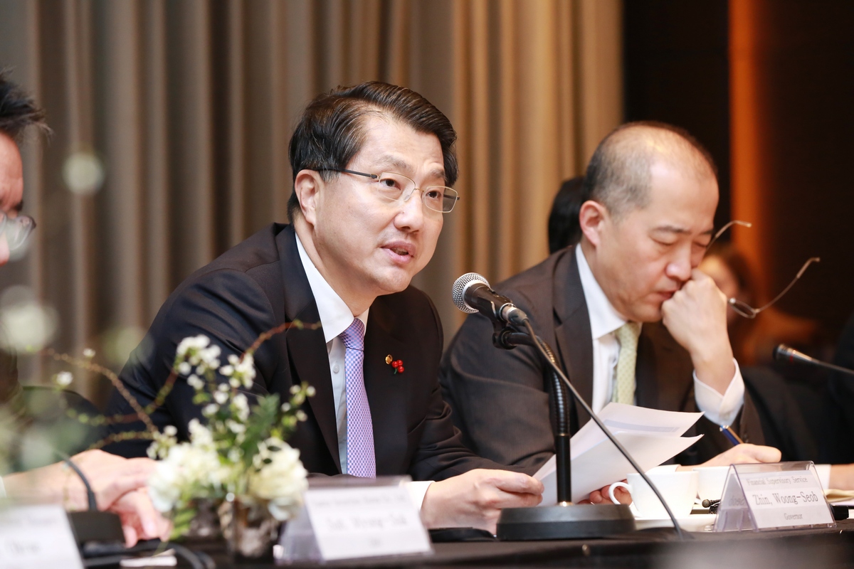 진웅섭 금융감독원장.