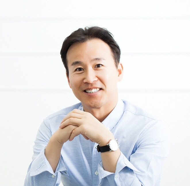 △사진: 전중훤 블록체인 이코노미포럼 회장