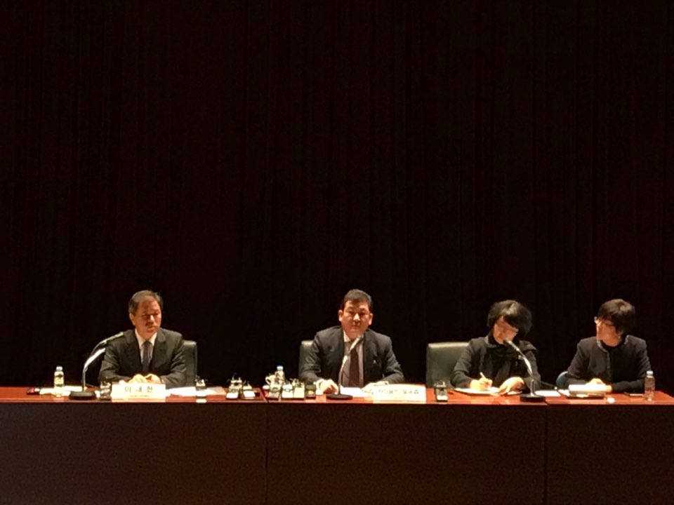 △(왼쪽부터) 이대현 산업은행 수석부행장과 차이융썬 더블스타 회장