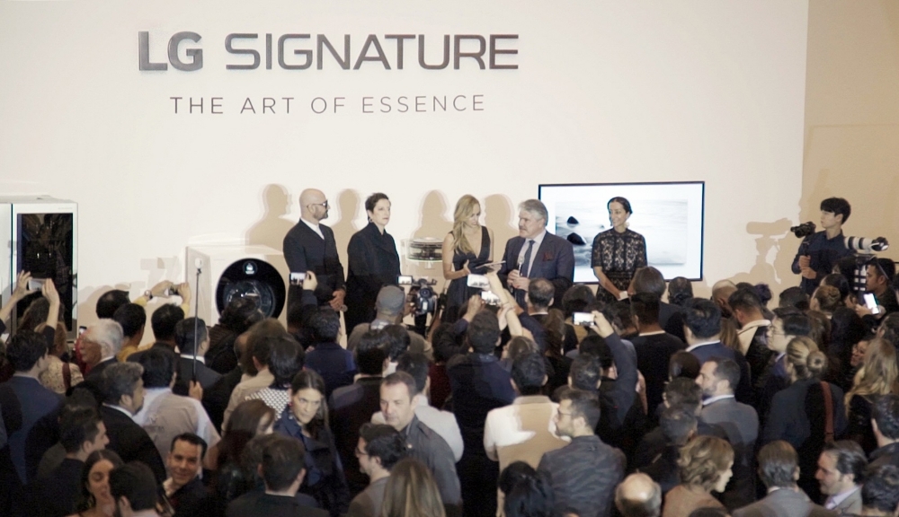 △LG전자가 현지시간 8일 멕시코 ‘소우마야 미술관’에서 ‘LG 시그니처’ 출시 행사를 개최했다 / 사진=LG전자