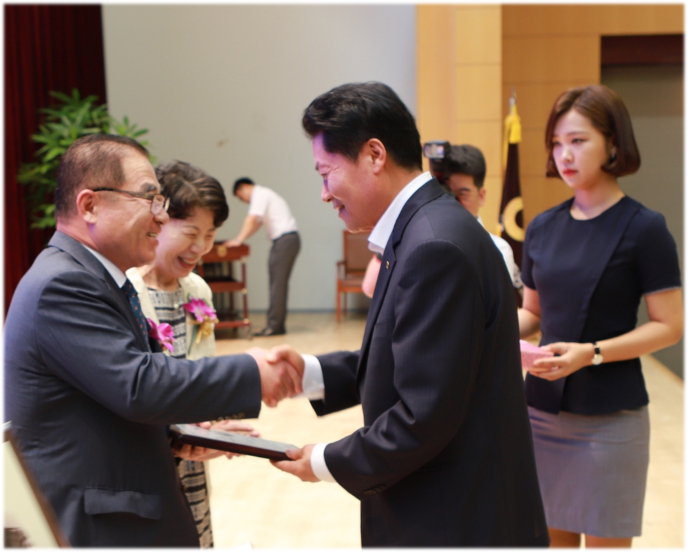 서울 영동농협 이종호 조합장, 자랑스러운 조합장 수상