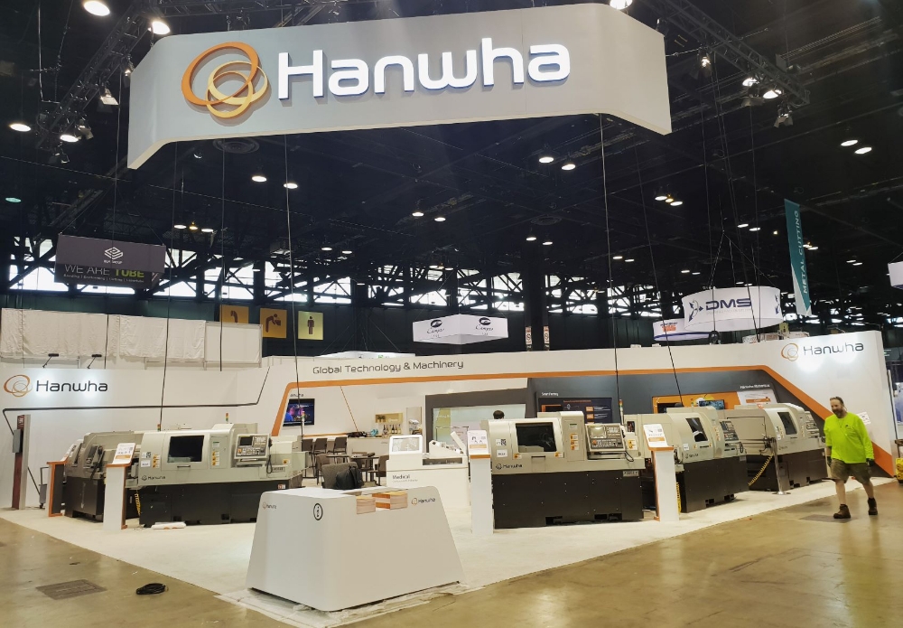 △㈜한화는 9월 10일부터 15일까지 미국 시카고에서 진행되는 ‘IMTS 2018’에 참가해 자동선반 신제품 XD26 II-V 등 총 6기종의 제품을 선보인다. 사진은 전시관 전경