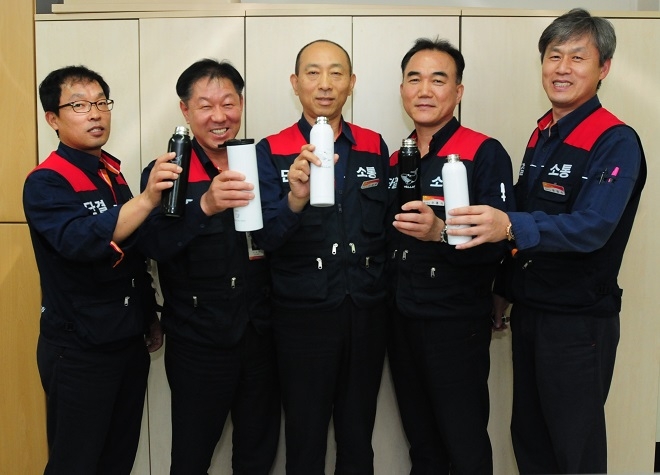 SK이노베이션 사내인트라넷에 올라온 노동조합 인증사진. 출처=SK이노베이션.