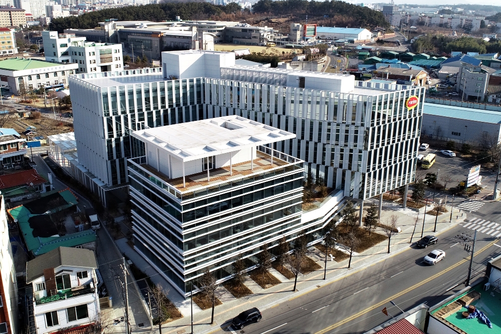 하림지주 신사옥 전경. /사진제공=하림