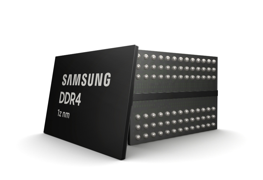 △삼성전자의 3세대 10나노급(1z) 8GB DDR4 D램의 모습/사진=오승혁 기자(웹페이지 자료 캡처 후 편집) `