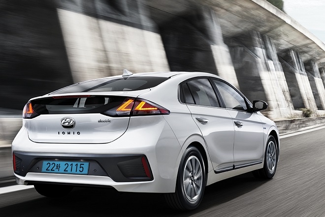 현대 아이오닉EV, 주행거리·출력 키운 신형 출시