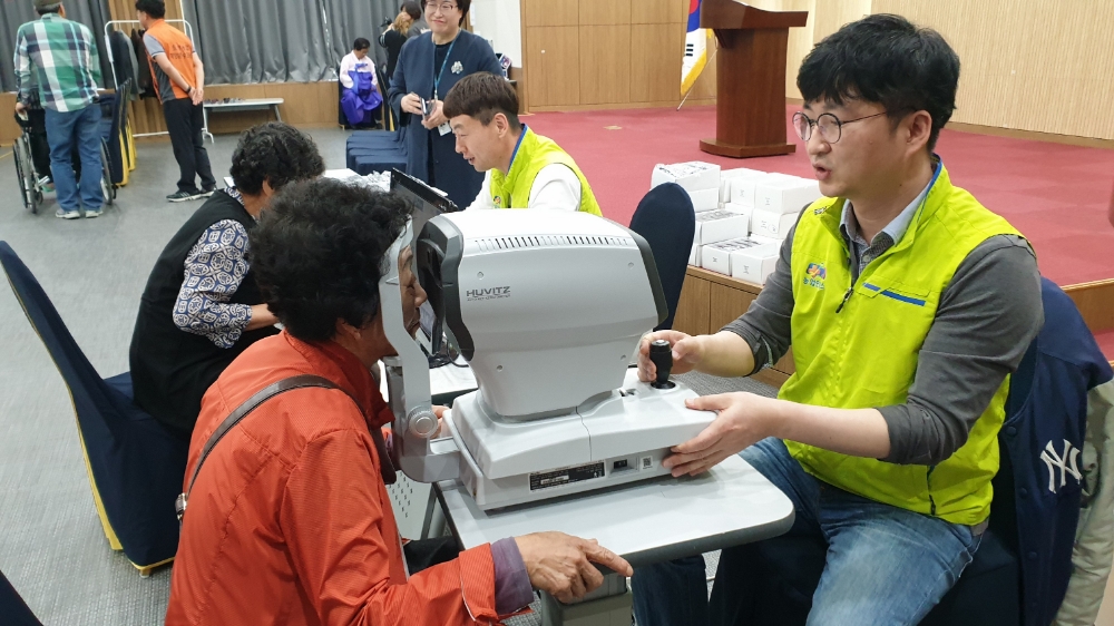 강원농협, 산불피해 지역 '농업인 행복버스' 실시