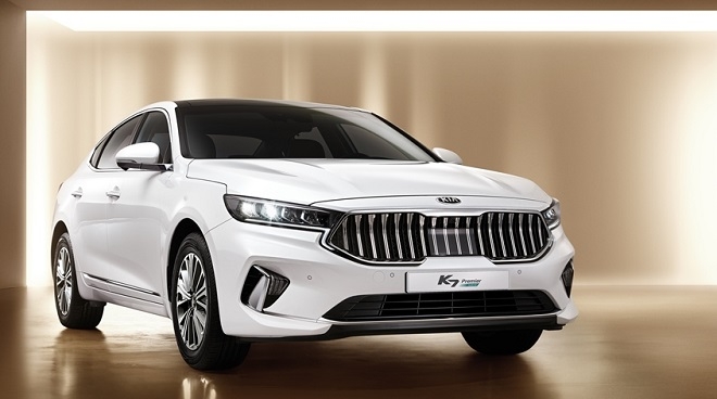 K7 프리미어 '트림 제한 없는 옵션' 통했다...사전계약 8일 8000대 자체기록 경신
