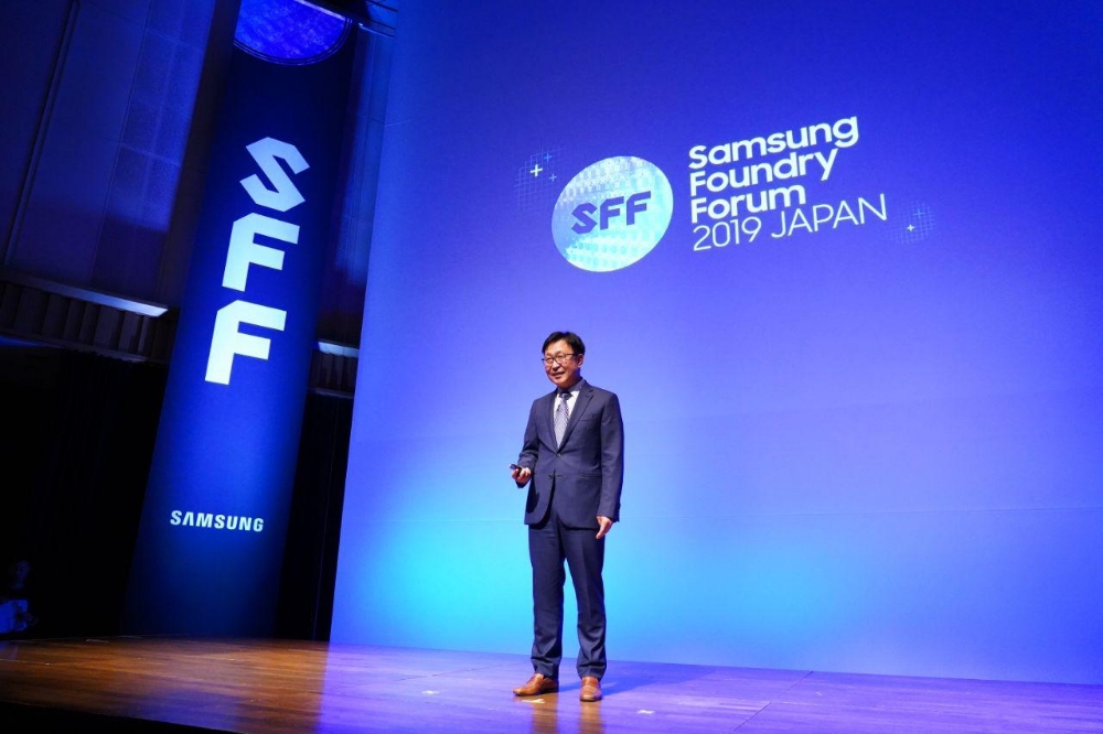 △정은승 삼성전자 파운드리사업부 사장이 일본 도쿄 파운드리 포럼에서 기조연설하는 모습/사진=삼성전자