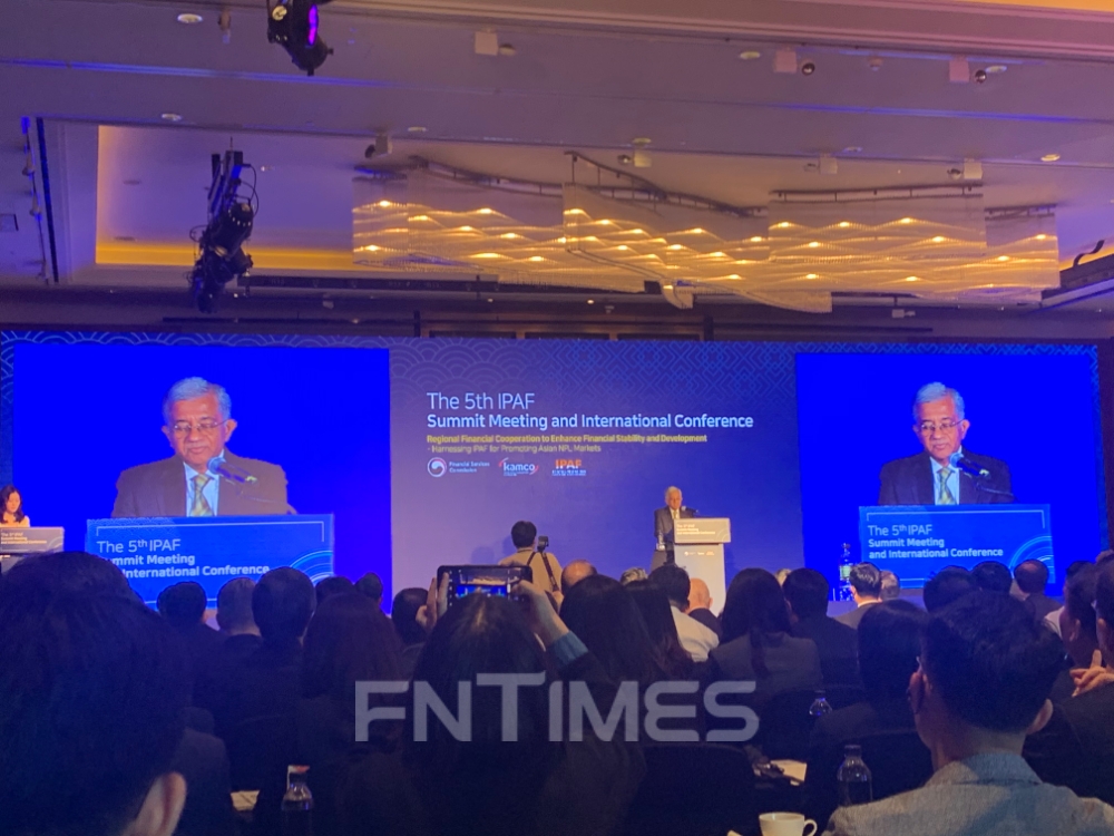 디와카르 굽타 아시아개발은행(Asian Development Bank, ADB) 부총재가 26일 서울 콘래드호텔에서 열린 제5회 IPAF(International Public AMC Forum, 국제공공자산관리기구 포럼) 대표회담 및 국제회의’ 기조연설을 하고 있다./사진=전하경 기자