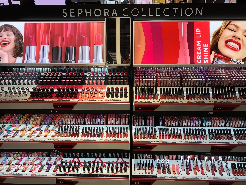 다양한 컬러를 갖춘 세포라컬렉션의 색조 제품들. /사진=구혜린 기자