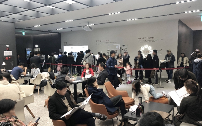 DMC 금호 리첸시아 견본주택에 주말 3일간 2만여명의 방문객이 다녀갔다. /사진=금호산업.