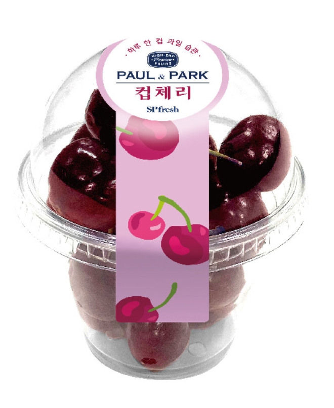 CU는 기존 마트, 백화점에서 대용량으로 판매되던 칠레산 체리를 16일 컵과일로 출시했다. /사진=BGF리테일.