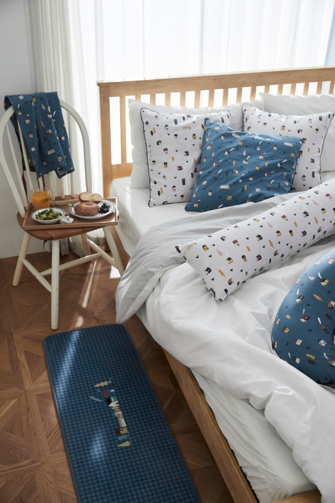 롯데마트는 자사의 홈앤리빙 전문 브랜드 ‘룸바이홈’이 고객 참여 디자인 공모전을 통해 ‘우리집’을 주 테마로 2020 SS신제품 67종을 선보인다. /사진=롯데그룹.