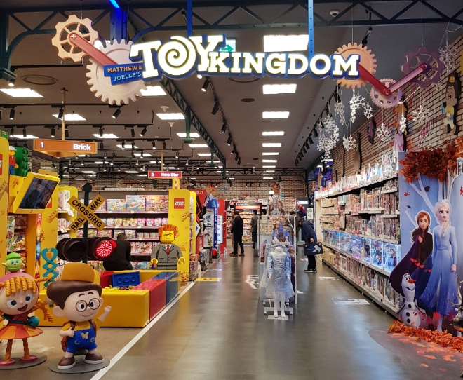 이마트는 기존 완구 매장을 체험형 콘텐츠를 대폭 강화한 ‘토이킹덤’으로 바꾼다. /사진=신세계그룹.