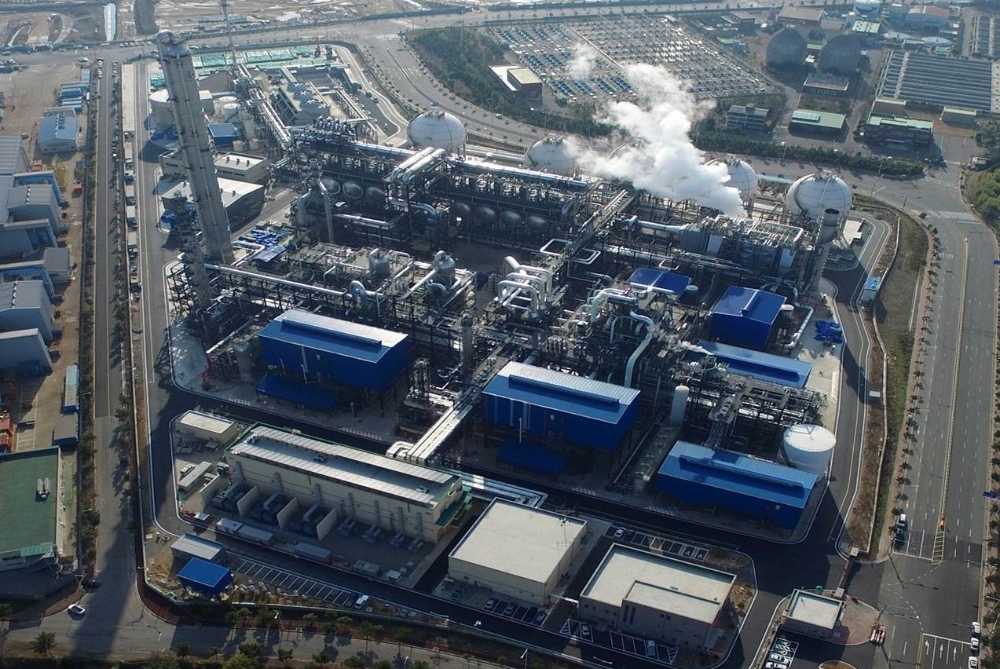 SK건설이 시공하고, SK가스∙사우디 AGIC 등이 합작해 2016년 상업가동을 시작한 SK어드밴스드 울산공장 전경 / 사진=SK건설