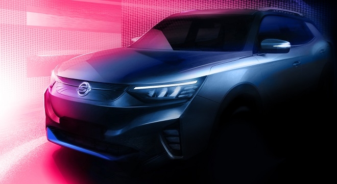 쌍용차 준중형 전기SUV 'E100' 티저.